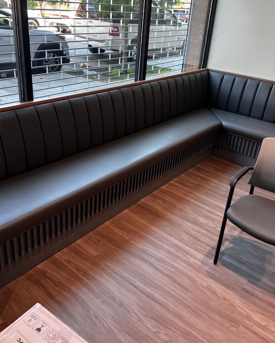 Clinic | Custom Booth Seating